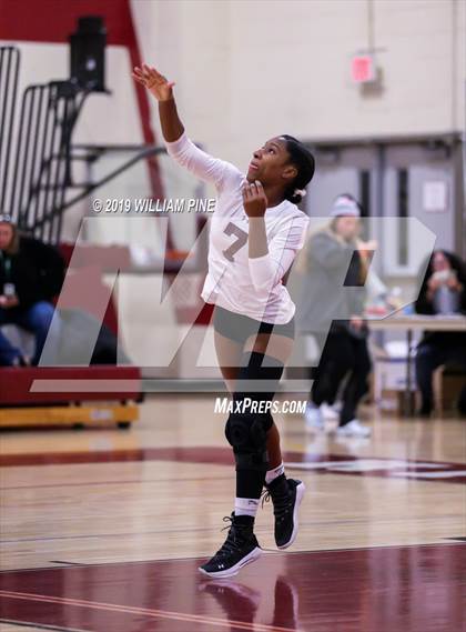 Thumbnail 2 in Pine Bush vs. Ossining (NYSPHSAA Class AA Regional Semifinal) photogallery.