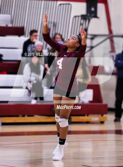 Thumbnail 2 in Pine Bush vs. Ossining (NYSPHSAA Class AA Regional Semifinal) photogallery.