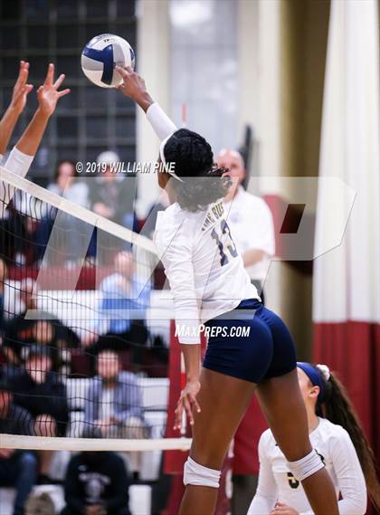 Thumbnail 1 in Pine Bush vs. Ossining (NYSPHSAA Class AA Regional Semifinal) photogallery.