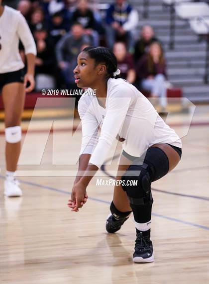 Thumbnail 3 in Pine Bush vs. Ossining (NYSPHSAA Class AA Regional Semifinal) photogallery.