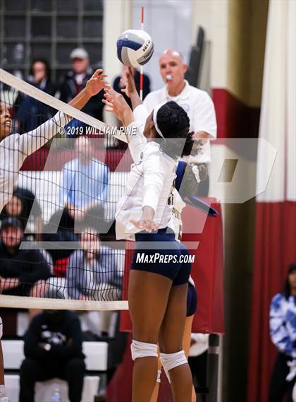 Thumbnail 3 in Pine Bush vs. Ossining (NYSPHSAA Class AA Regional Semifinal) photogallery.