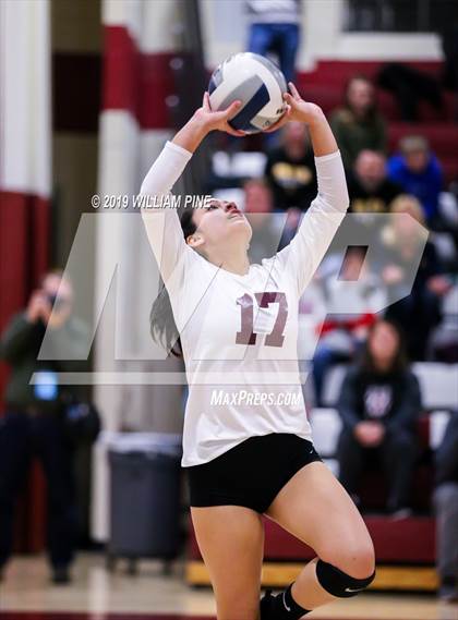 Thumbnail 3 in Pine Bush vs. Ossining (NYSPHSAA Class AA Regional Semifinal) photogallery.