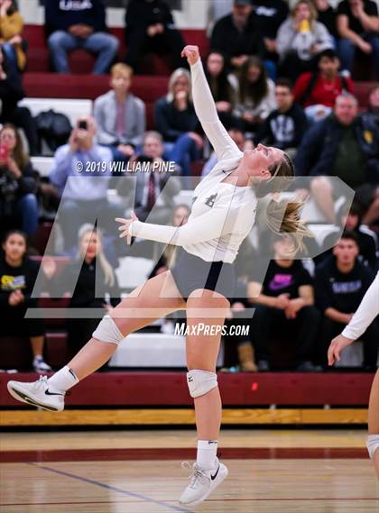 Thumbnail 2 in Pine Bush vs. Ossining (NYSPHSAA Class AA Regional Semifinal) photogallery.