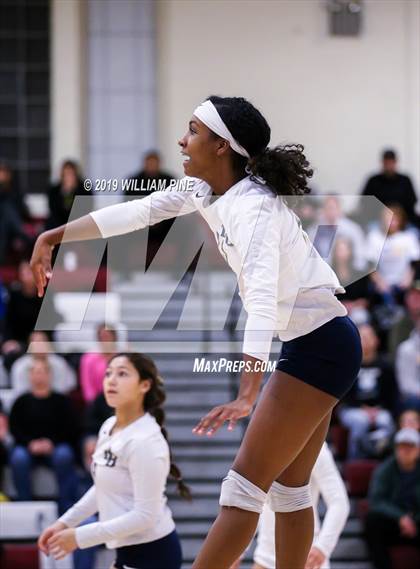 Thumbnail 1 in Pine Bush vs. Ossining (NYSPHSAA Class AA Regional Semifinal) photogallery.