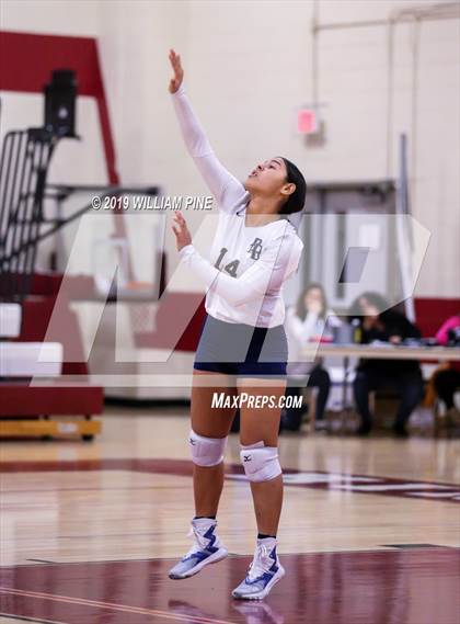 Thumbnail 2 in Pine Bush vs. Ossining (NYSPHSAA Class AA Regional Semifinal) photogallery.