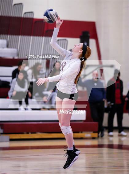 Thumbnail 1 in Pine Bush vs. Ossining (NYSPHSAA Class AA Regional Semifinal) photogallery.