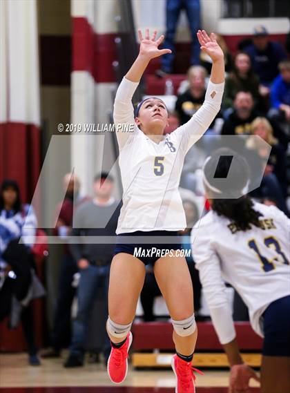 Thumbnail 1 in Pine Bush vs. Ossining (NYSPHSAA Class AA Regional Semifinal) photogallery.