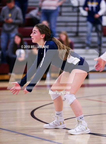 Thumbnail 3 in Pine Bush vs. Ossining (NYSPHSAA Class AA Regional Semifinal) photogallery.