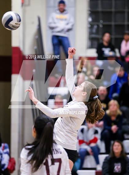 Thumbnail 3 in Pine Bush vs. Ossining (NYSPHSAA Class AA Regional Semifinal) photogallery.