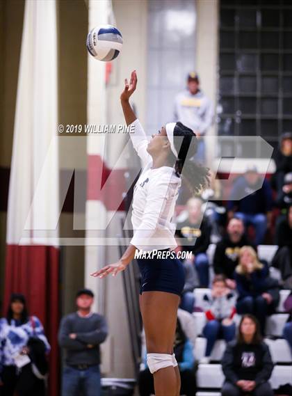 Thumbnail 3 in Pine Bush vs. Ossining (NYSPHSAA Class AA Regional Semifinal) photogallery.
