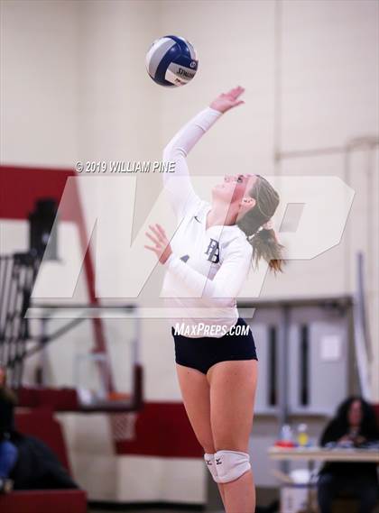 Thumbnail 2 in Pine Bush vs. Ossining (NYSPHSAA Class AA Regional Semifinal) photogallery.