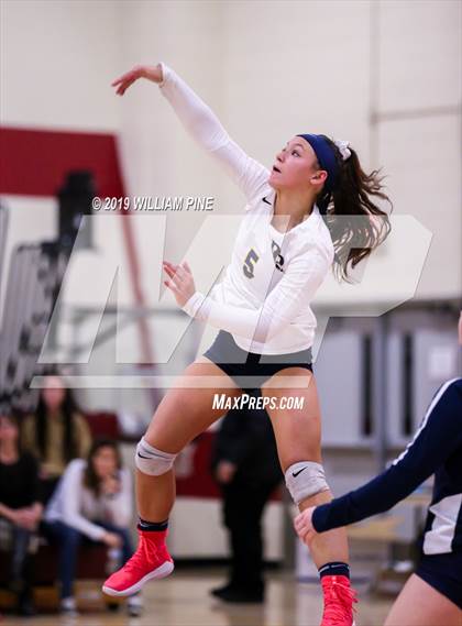 Thumbnail 3 in Pine Bush vs. Ossining (NYSPHSAA Class AA Regional Semifinal) photogallery.