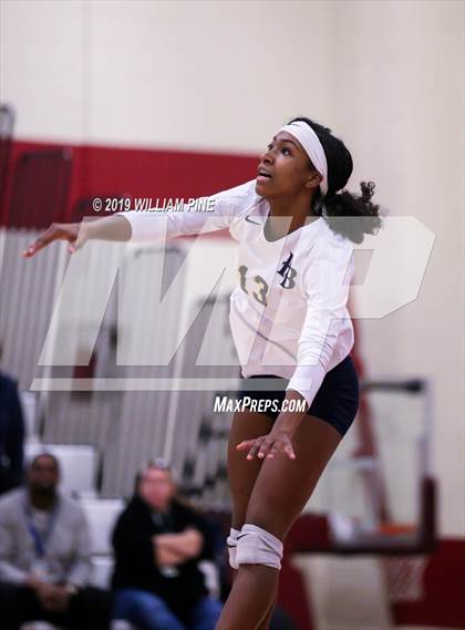 Thumbnail 3 in Pine Bush vs. Ossining (NYSPHSAA Class AA Regional Semifinal) photogallery.
