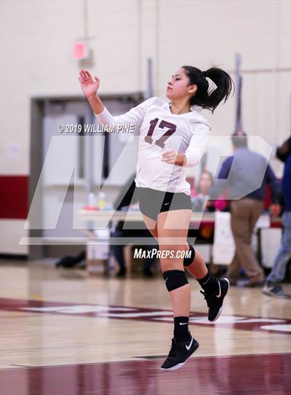Thumbnail 2 in Pine Bush vs. Ossining (NYSPHSAA Class AA Regional Semifinal) photogallery.