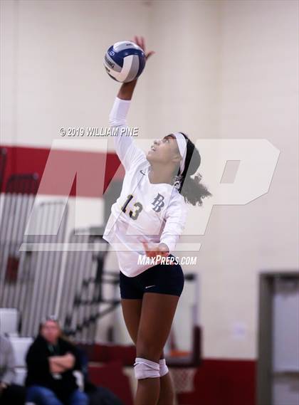 Thumbnail 2 in Pine Bush vs. Ossining (NYSPHSAA Class AA Regional Semifinal) photogallery.