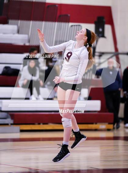 Thumbnail 2 in Pine Bush vs. Ossining (NYSPHSAA Class AA Regional Semifinal) photogallery.