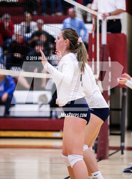 Thumbnail 1 in Pine Bush vs. Ossining (NYSPHSAA Class AA Regional Semifinal) photogallery.