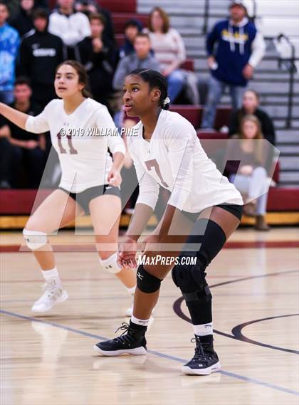 Thumbnail 3 in Pine Bush vs. Ossining (NYSPHSAA Class AA Regional Semifinal) photogallery.