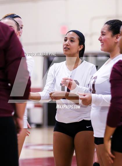 Thumbnail 3 in Pine Bush vs. Ossining (NYSPHSAA Class AA Regional Semifinal) photogallery.