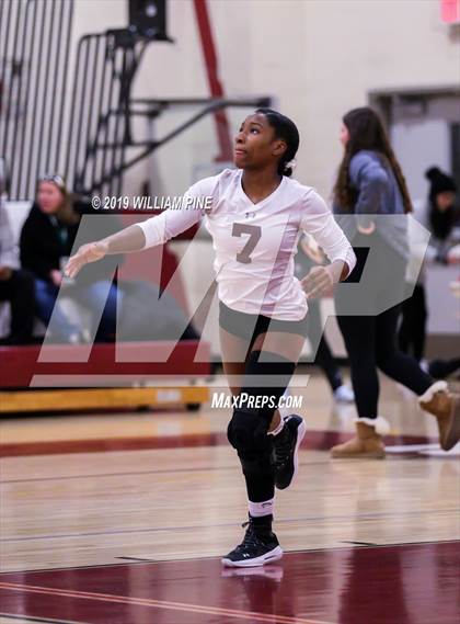 Thumbnail 3 in Pine Bush vs. Ossining (NYSPHSAA Class AA Regional Semifinal) photogallery.