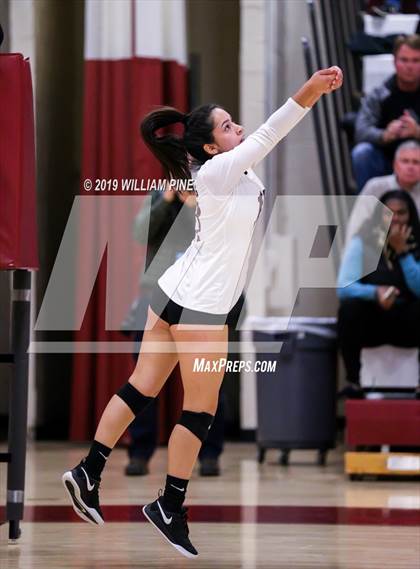 Thumbnail 2 in Pine Bush vs. Ossining (NYSPHSAA Class AA Regional Semifinal) photogallery.