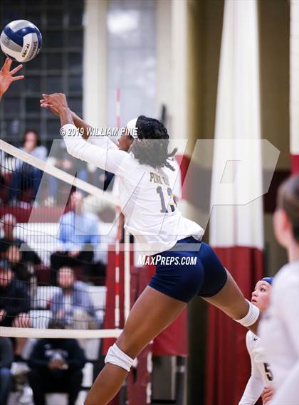 Thumbnail 2 in Pine Bush vs. Ossining (NYSPHSAA Class AA Regional Semifinal) photogallery.