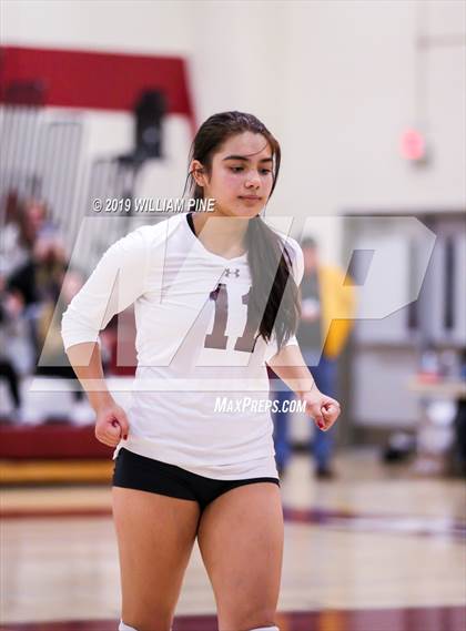 Thumbnail 3 in Pine Bush vs. Ossining (NYSPHSAA Class AA Regional Semifinal) photogallery.