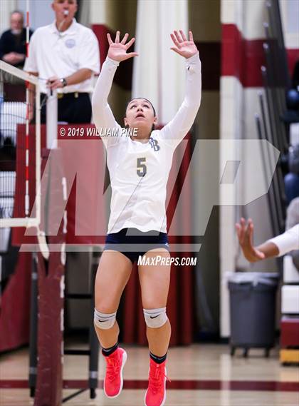 Thumbnail 2 in Pine Bush vs. Ossining (NYSPHSAA Class AA Regional Semifinal) photogallery.