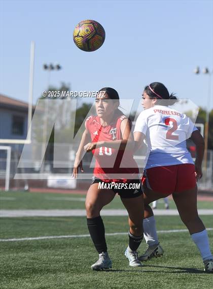 Thumbnail 2 in Artesia @ Tustin photogallery.