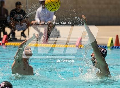 Thumbnail 3 in La Jolla vs Torrey Pines (18th Annual Draz Classic) photogallery.