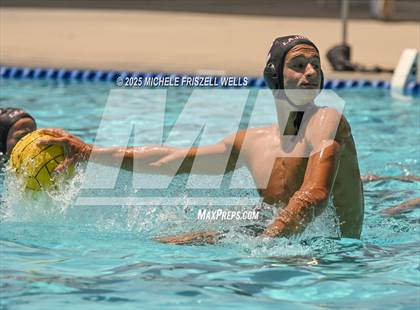 Thumbnail 2 in La Jolla vs Torrey Pines (18th Annual Draz Classic) photogallery.