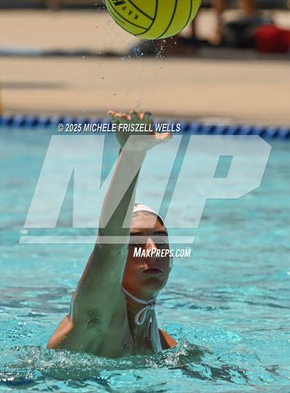 Thumbnail 3 in La Jolla vs Torrey Pines (18th Annual Draz Classic) photogallery.