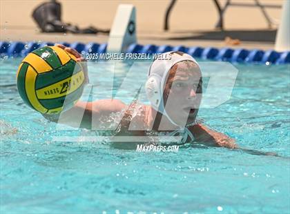 Thumbnail 2 in La Jolla vs Torrey Pines (18th Annual Draz Classic) photogallery.