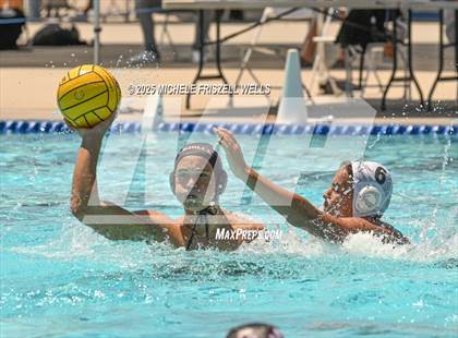 Thumbnail 3 in La Jolla vs Torrey Pines (18th Annual Draz Classic) photogallery.