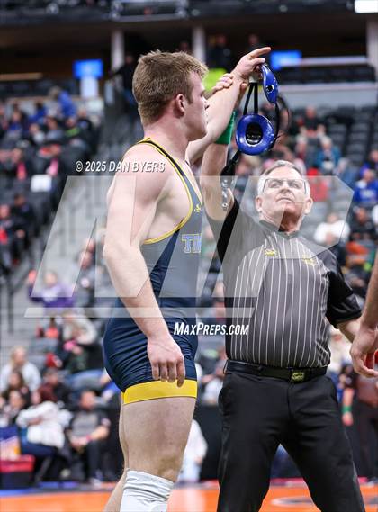 Thumbnail 3 in CHSAA State Championship (2A/3A Session One) photogallery.