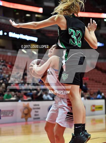 Thumbnail 1 in Glendora vs. Thousand Oaks (CIF SS DIV 3AA Final) photogallery.