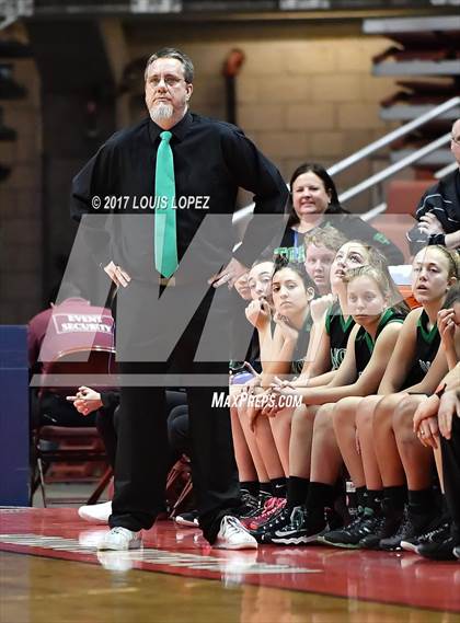 Thumbnail 2 in Glendora vs. Thousand Oaks (CIF SS DIV 3AA Final) photogallery.