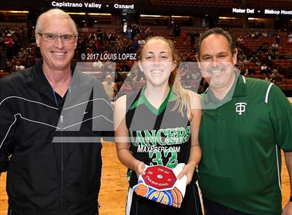 Thumbnail 2 in Glendora vs. Thousand Oaks (CIF SS DIV 3AA Final) photogallery.