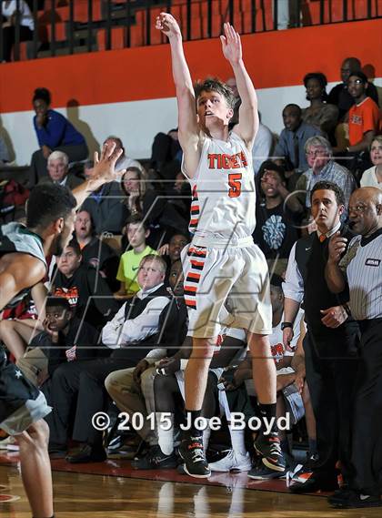 Thumbnail 2 in Butler @ Grissom photogallery.