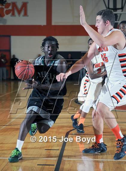 Thumbnail 1 in Butler @ Grissom photogallery.