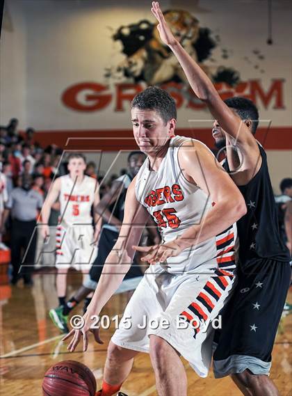 Thumbnail 1 in Butler @ Grissom photogallery.