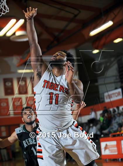 Thumbnail 1 in Butler @ Grissom photogallery.