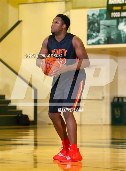 Thumbnail 3 in Crossroads vs. Taft (St. Monica Tournament) photogallery.