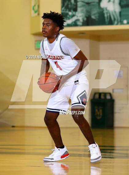 Thumbnail 2 in Crossroads vs. Taft (St. Monica Tournament) photogallery.