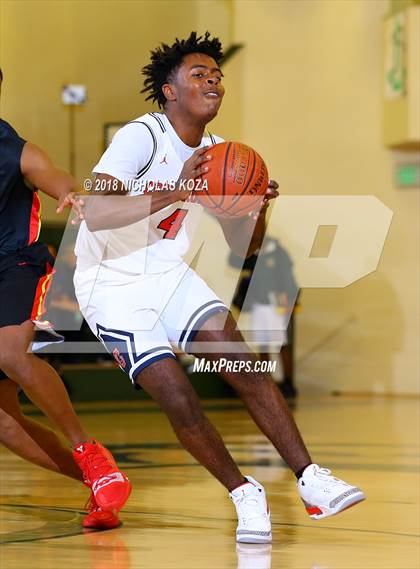 Thumbnail 3 in Crossroads vs. Taft (St. Monica Tournament) photogallery.