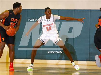 Thumbnail 3 in Crossroads vs. Taft (St. Monica Tournament) photogallery.