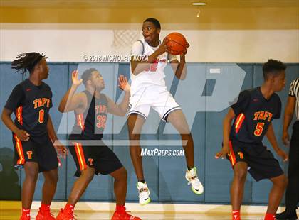 Thumbnail 1 in Crossroads vs. Taft (St. Monica Tournament) photogallery.