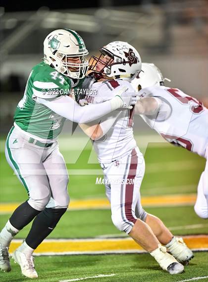 Thumbnail 1 in Santo vs Seymour (Texas UIL 2A-2 Bi-District) photogallery.