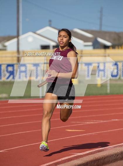 Thumbnail 1 in Tarpon Relays photogallery.
