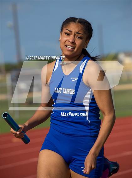 Thumbnail 1 in Tarpon Relays photogallery.